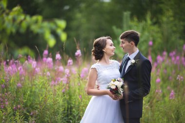 Güzel gelin ve damat