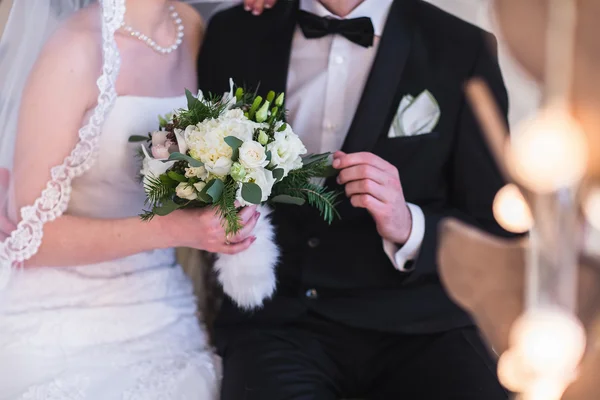 Beautiful winter wedding bouquet. — Stock Photo, Image