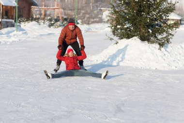 Düşen buz pateni pisti kışın buz pateni