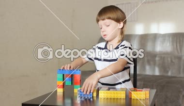 renkli plastik blok kapalı birçok ile oyun çocuk