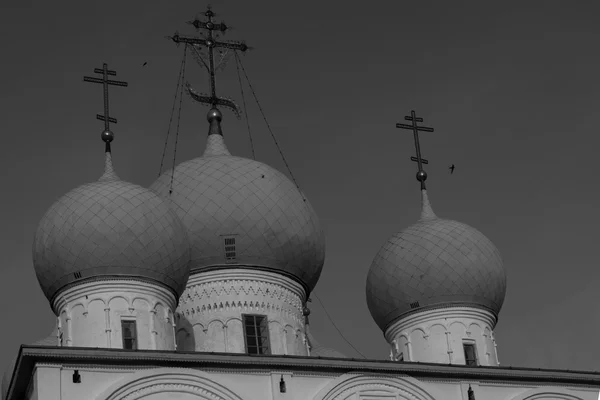 Die Kuppeln der Kirche — Stockfoto
