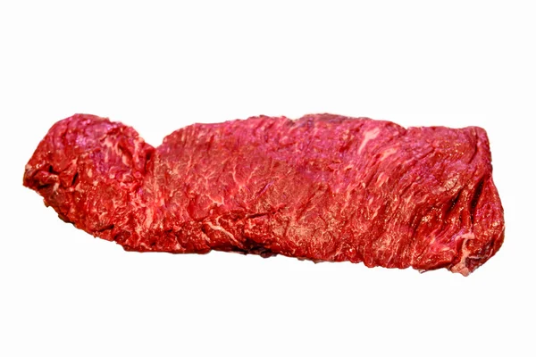 Bife Bavette, ou ferro Flank está em um fundo branco. Insu — Fotografia de Stock