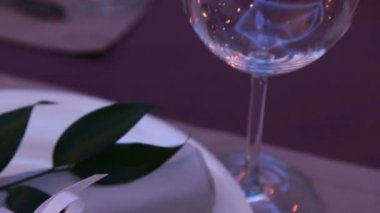 Güzel pahalı tablo düzenini önemli olay Ziyafet için kırmızı Güllü