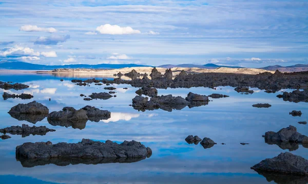 Mono Lake (California, USA) — Stock Photo, Image