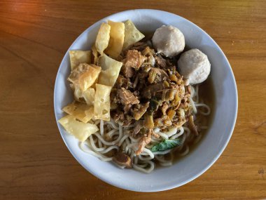 Mie Ayam Endonezya Tavuk Erişte Çorbası