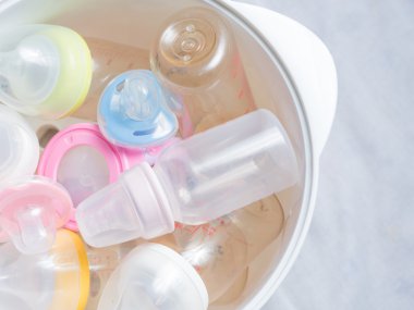 Meme ucu teethers ve süt şişelerini Buhar Sterilizatör ve kurutma makinesi. 