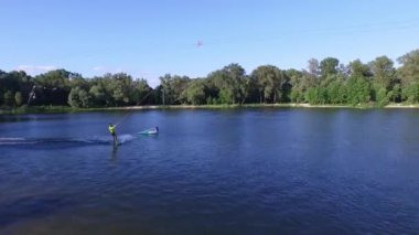 Xpark Kiev hava aşırı wakeboarder