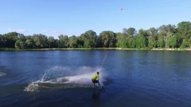 Xpark Kiev hava aşırı wakeboarder