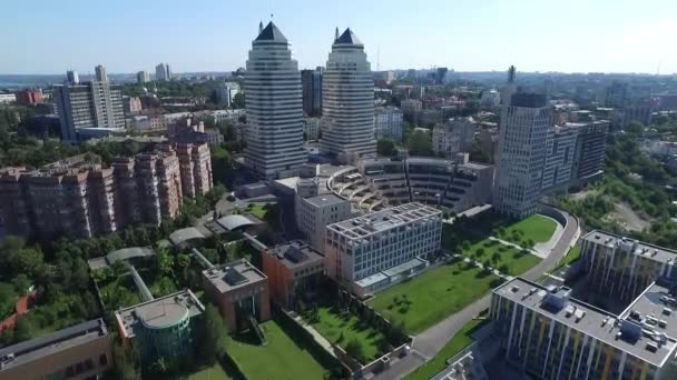 Flygfoto över Dnipropetrovsk staden Ukraina. centrum av Dnipropetrovsk. Ukraina — Stockvideo