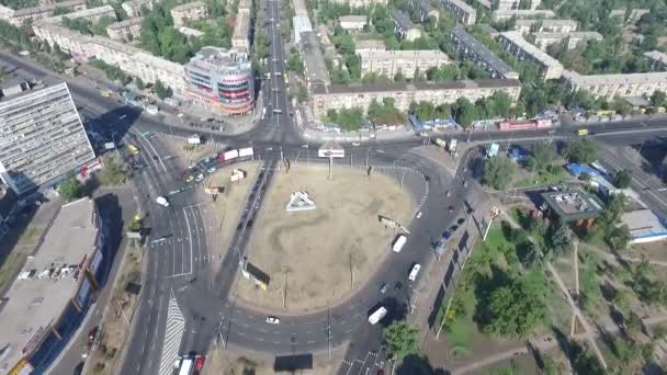 Aerial City Road korsning. Kiev Ukraina Leningradska Square — Stockvideo