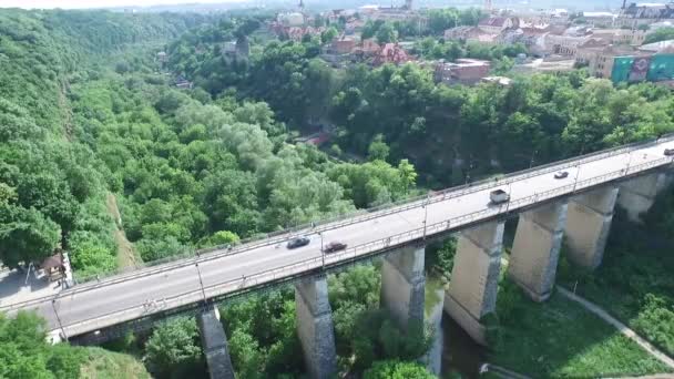 Aerial. Flight over the canyon.Kamenetz-Podolsk castle. Ukraine — Stock Video