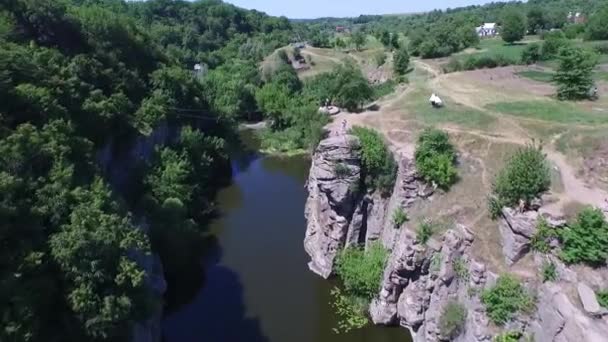 Buki Canyon Ukraine. Canyon avec rivière. Pierres 