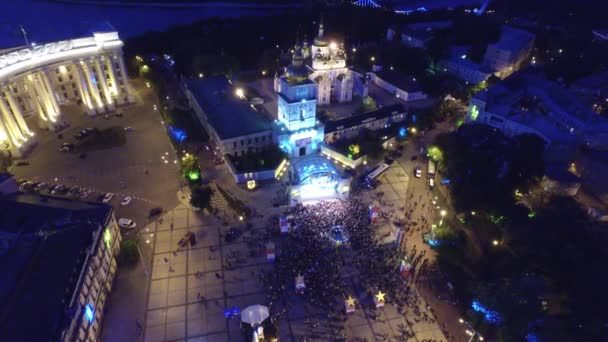 Aerial Kyiv St. Michael St. Piazza della Cattedrale di Michael. Giornata dell'Europa. FreeGen — Video Stock