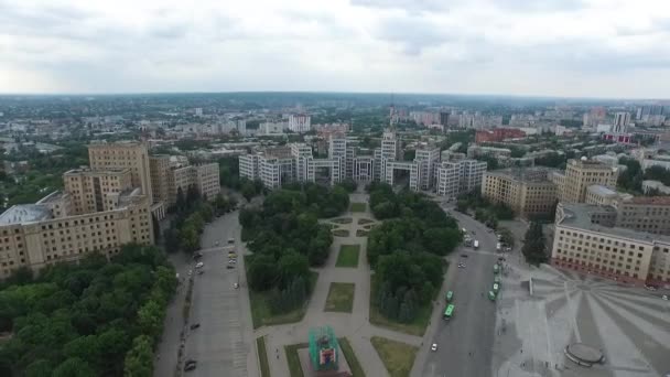 Centrala delen av Kharkiv City, Ukraina. Centrala torget. Park Gorkogo. — Stockvideo
