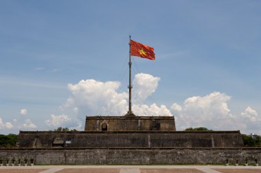 Vietnam bayrağı, Hue Kalesi
