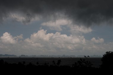 Büyük muson fırtına bulutları