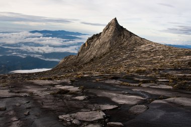 Kinabalu tepe görünümü