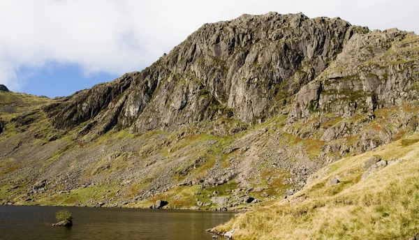 Stickle tarn και Jakes γκανιότα — Φωτογραφία Αρχείου