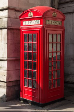 İngiliz kırmızı Londra telefon kulübesi