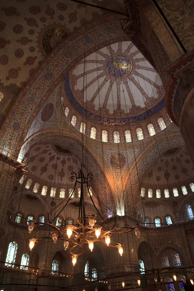 Interior de la Mezquita Azul, Estambul — Foto de Stock