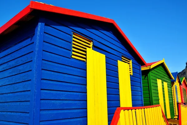 Cabanas de mudança coloridas — Fotografia de Stock