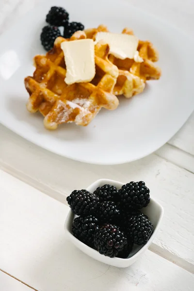 Homemade waffles with fruits on white vintage table — Stock Photo, Image