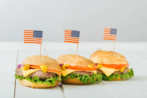 Hambúrgueres de carne americana — Fotografia de Stock