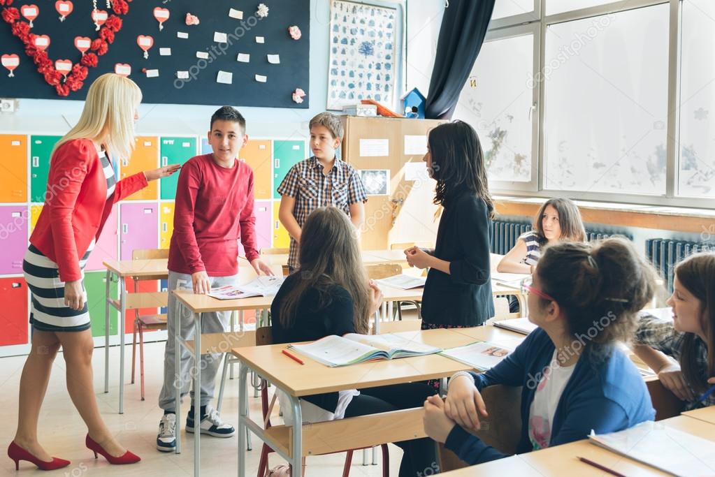 schoolchildren teaching in school