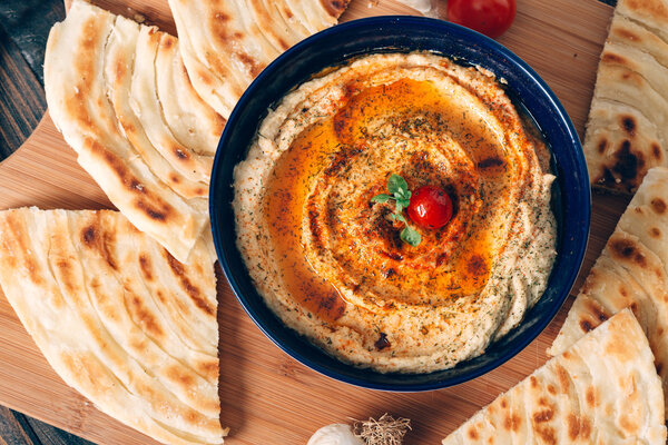 Homemade hummus with pita bread
