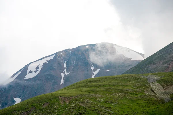 산 골짜기와 봉우리 — 스톡 사진