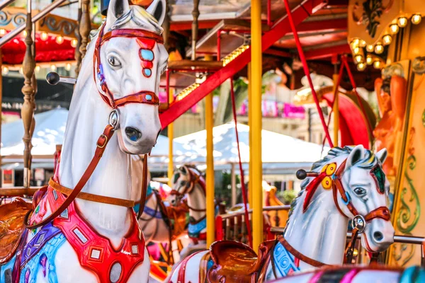 Gammaldags häst karusell — Stockfoto