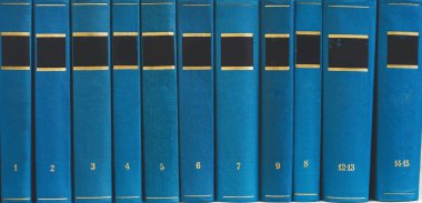 kitap raf, boş dikenleri yığını
