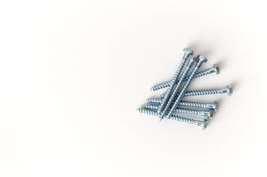 Metal ison vidaları beyaz arkaplanda izole