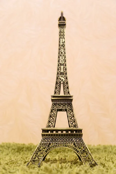 Eiffel tower souvenir närbild — Stockfoto