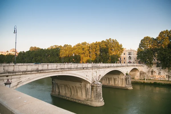 Roma ponte antiga julho 2015 verão — Fotografia de Stock