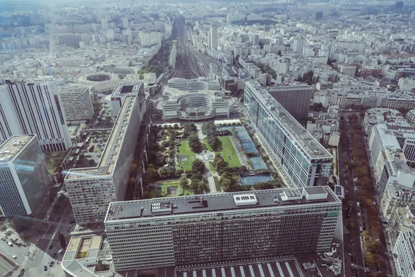 Gare Montparnasse (järnvägsstation) utsikt från Tower Montparnasse.Paris, Frankrike — Stockfoto