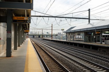 Havaalanı tren istasyonu