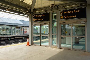 Havaalanı tren istasyonu