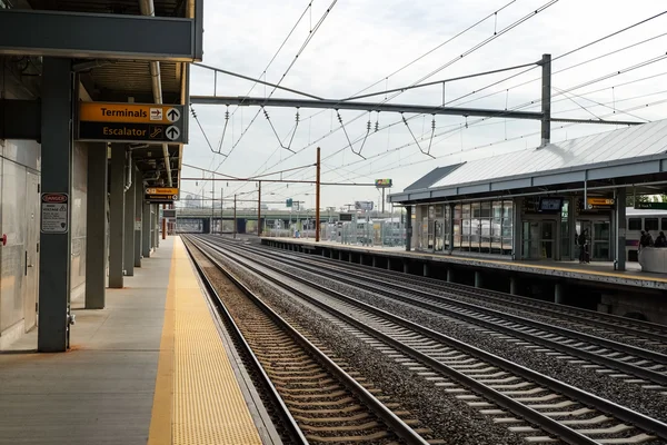 Havaalanı tren istasyonu