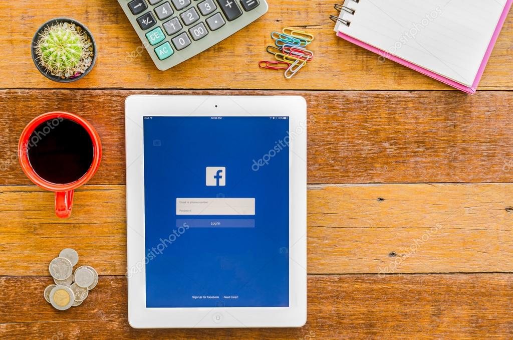 CHIANGMAI, THAILAND -JANUARY 10,2016:IPad 4 open Facebook application.Facebook is most popular social networking site in the world.