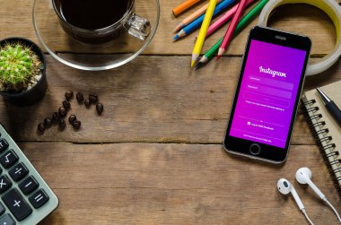 Instagram apps iPhone 6s gösterilen.