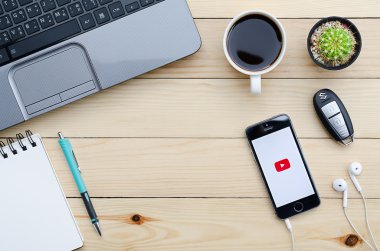 Youtube uygulaması ile Apple iphone 5s