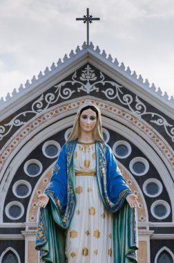 Saint Mary Immaculate Conception Chanthaburi, Tayland katedral heykeli.