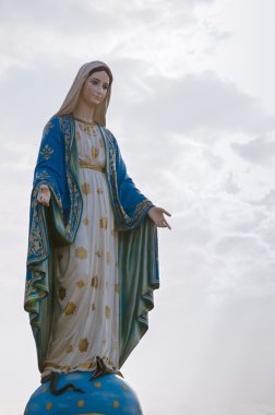 Saint Mary Immaculate Conception Chanthaburi, Tayland katedral heykeli.
