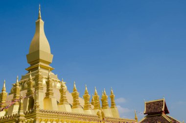 Pha That Luang (veya Büyük Stupa), Vientiane Şehri Laos 'un tek çekici simgesidir..