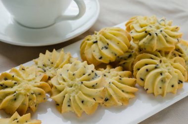 Ev yapımı susamlı kurabiye Mola için kolay bir aperatif..