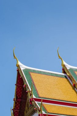 Bangkok, Tayland 'daki Büyük Wat Pho Tapınağı' nın Renkli Çatısı.
