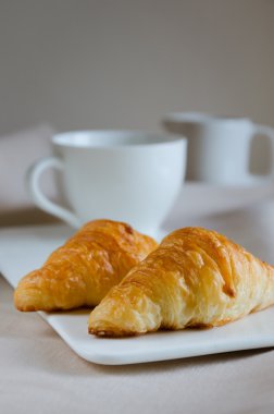Tereyağı kruvasan kahvaltı için.