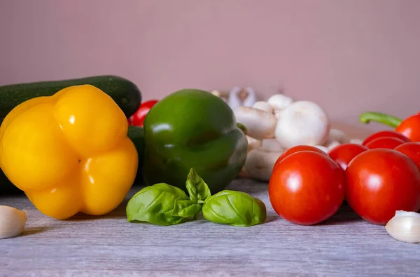 Légumes Paprika Tomates Ail Champignons Préparés Pour Cuisson Gros Plan — Photo