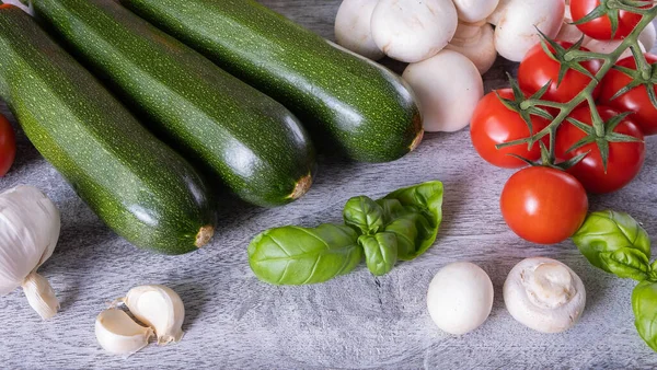 Vegetables Lie Table Zucchini Garlic Tomatoes Basil Mushrooms — Foto de Stock